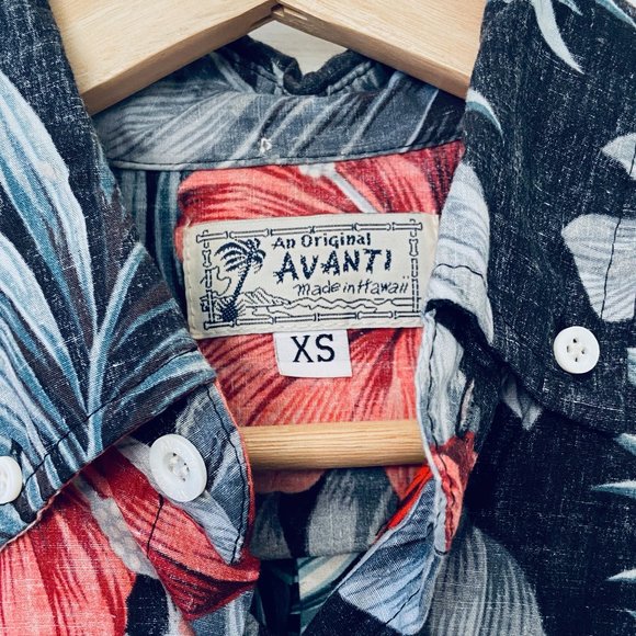Avanti "Botanical Isle" Made in Hawaii Tropical Shirt - Picture 2 of 3